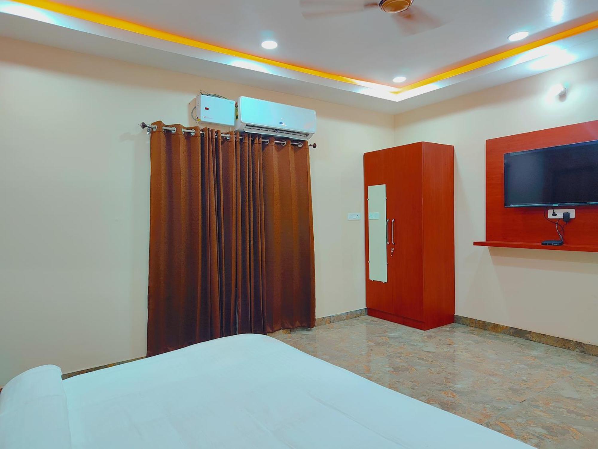 Awadh Samrat Resort Ayodhya Exterior photo